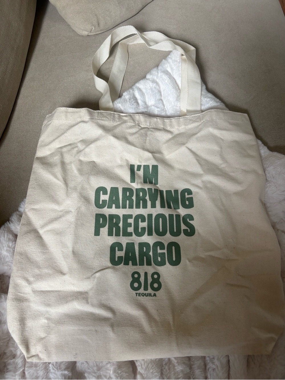 818 by Kendall Jenner - NEW tote